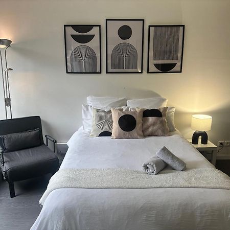 Studio Au Calme Apartment Montreuil  Luaran gambar